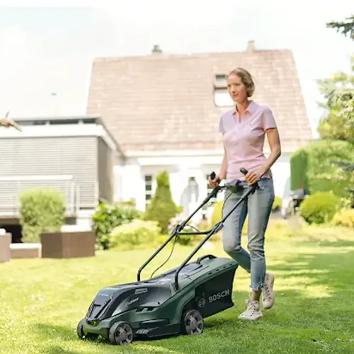 Bosch UniversalRotak 650 KN электрическая газонокосилка, 06008B9400