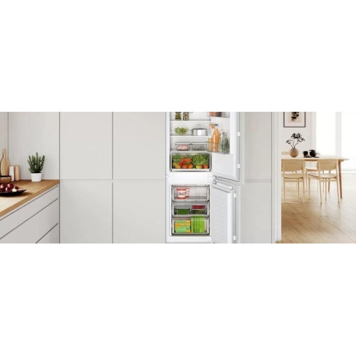 Встраиваемый двухкамерный холодильник Bosch KIN86NFF0