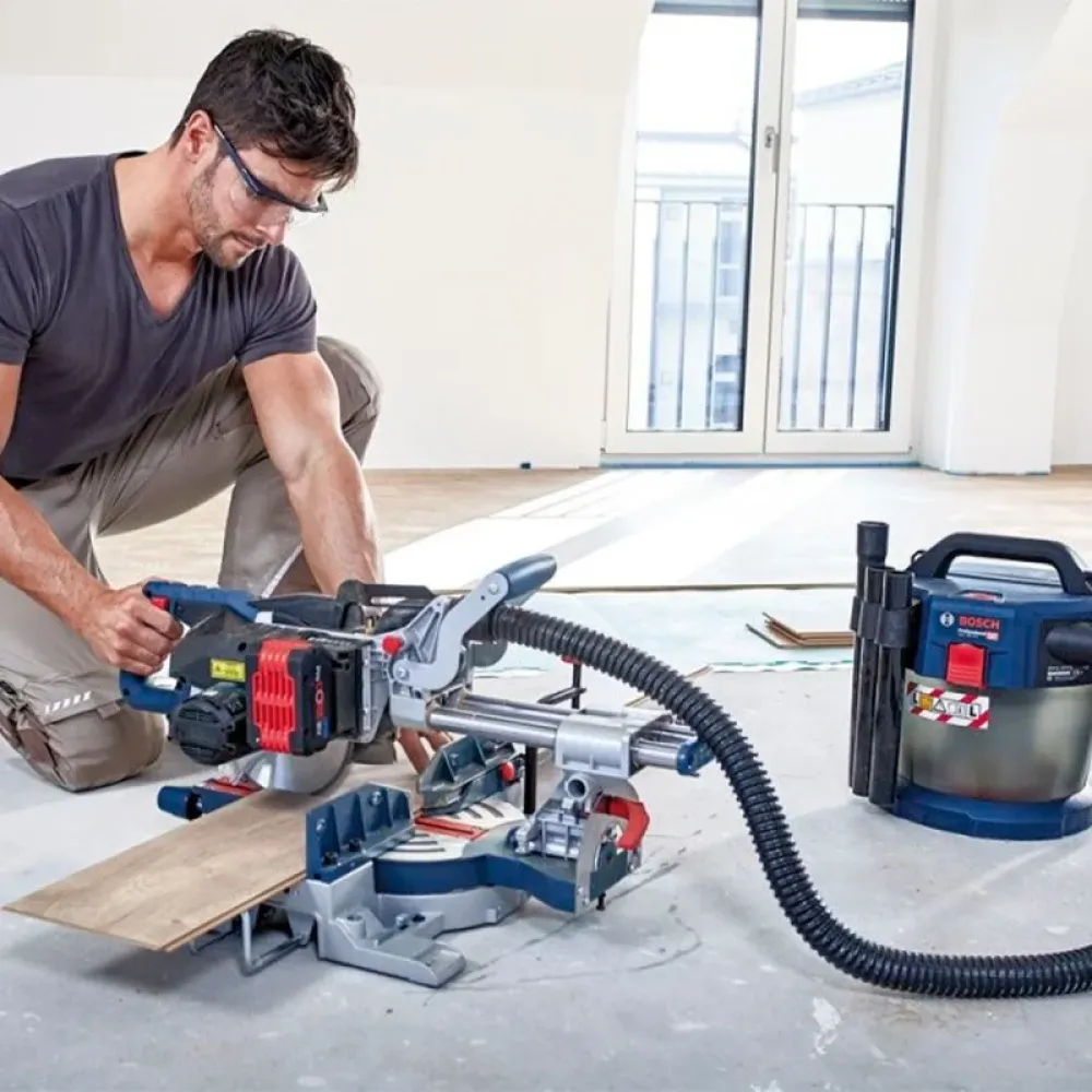 Bosch GCM 18V-216 Professional Solo аккумуляторная торцовочная пила (без АКБ и ЗУ), 0601B41000