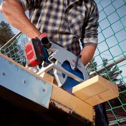 Bosch GKS 18V-68 GC Professional Solo аккумуляторная циркулярная пила (без АКБ и ЗУ), 06016B5100