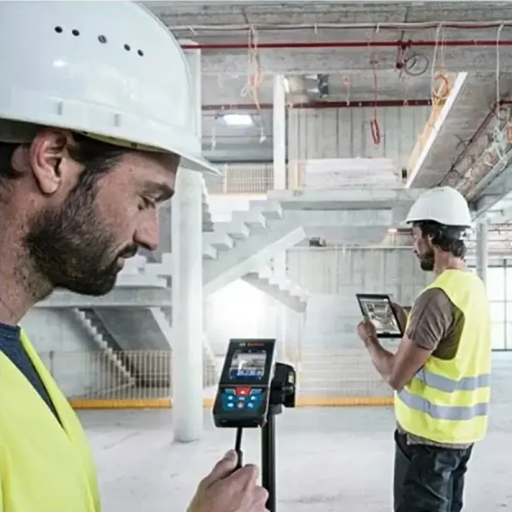 Bosch GLM 120 C Professional лазерный дальномер со штативом BT 150, 0601072F01