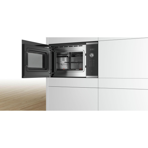 Встраиваемая микроволновая печь Bosch BEL554MS0